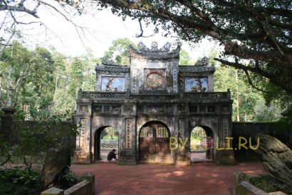 Пагода Tu Hieu 